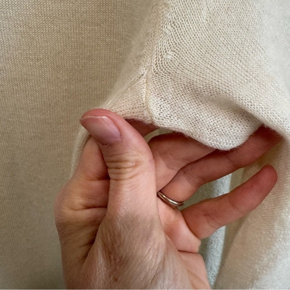 Frame Womens Medium 100% Cashmere Crew Neck Off White Casual Minimalist Sweater - Picture 9 of 11